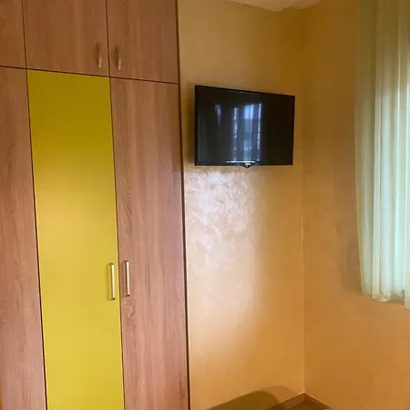 Vip Lea Apartament